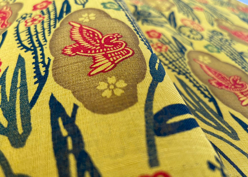 【ポリエステル　水鳥柄　黄色】マスク生地・布単品100cm×38cm