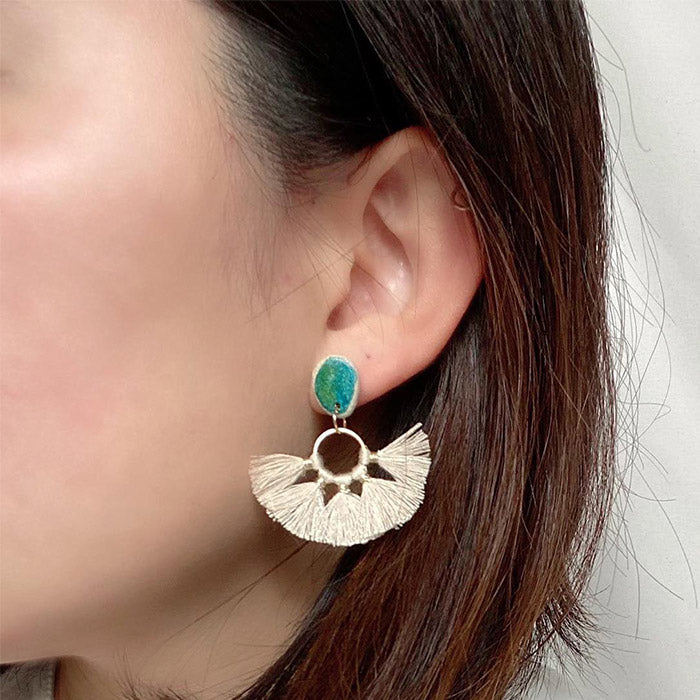 【ピアス＆イヤリング】ボリュームフリンジ グリーン ポリマークレイピアス