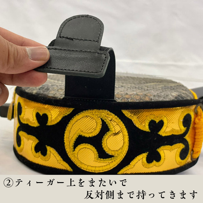 プロも愛用！取り外し可能 三線すべり止め